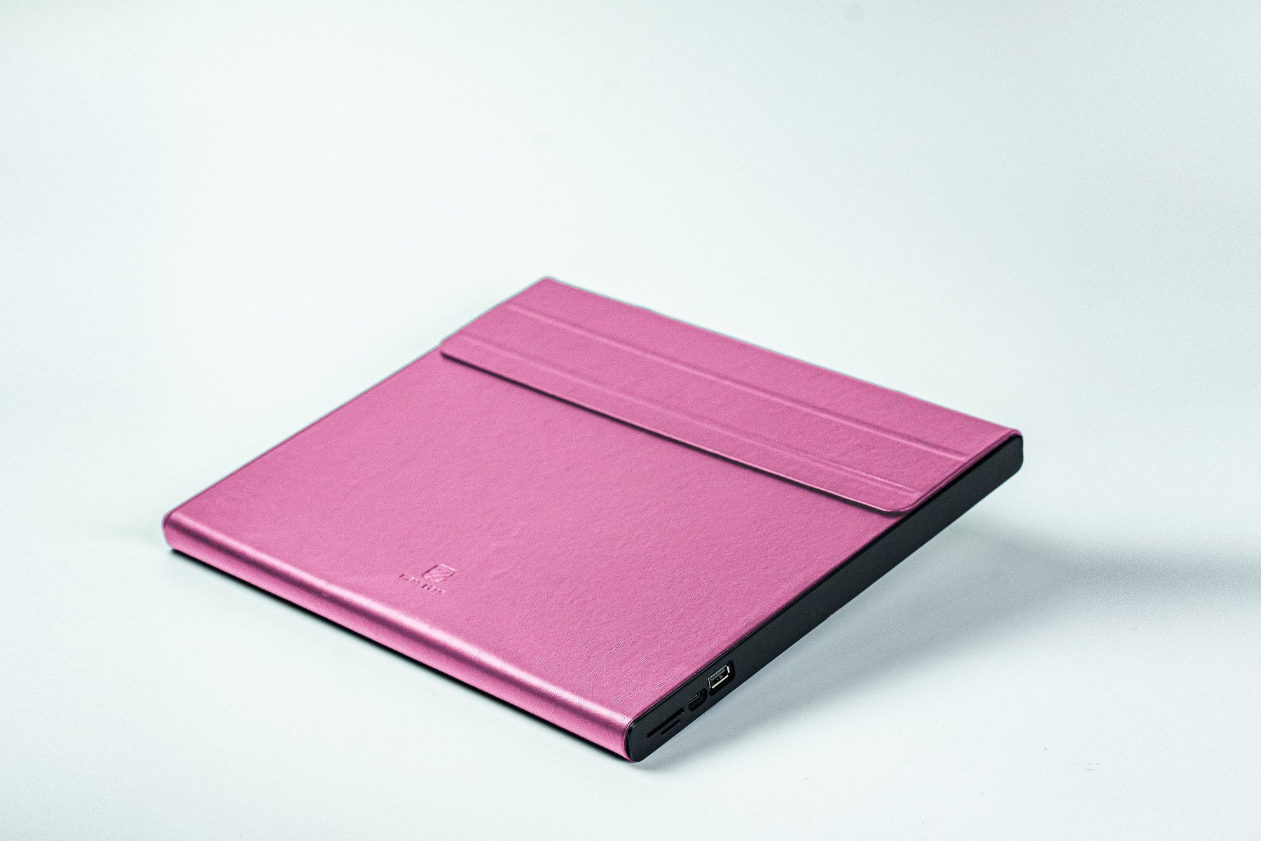 Alpha Charge: The 4-In-1 Laptop Sleeve