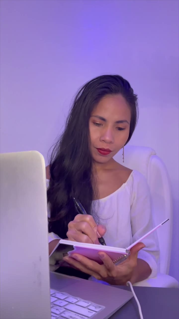 verified review review on TikTok